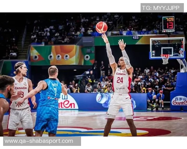 狄龙表现起伏外线不佳11投5中拿下12分4助攻3抢断三分球命中率低迷